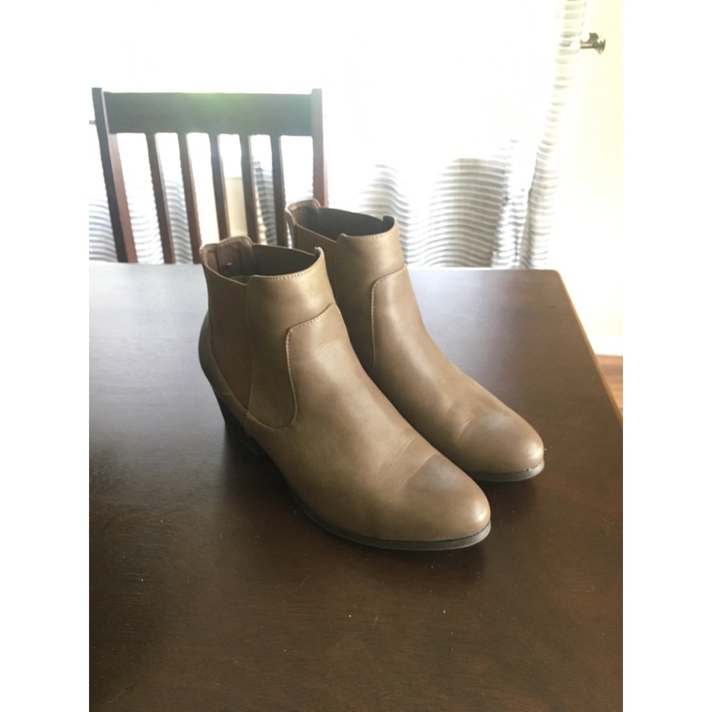 Forever 21 booties
